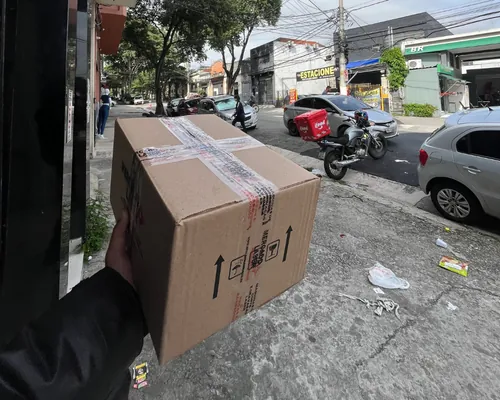 motoboy para envio de caixas